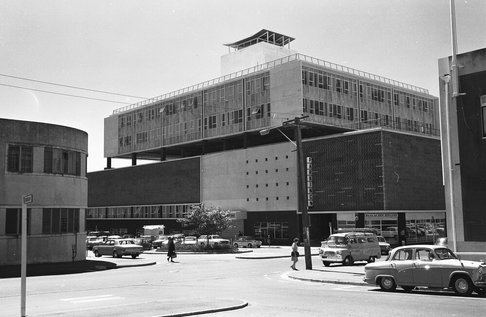 [Intersection of Sturdee (later Victoria) and Ghuznee Streets, Wellington]