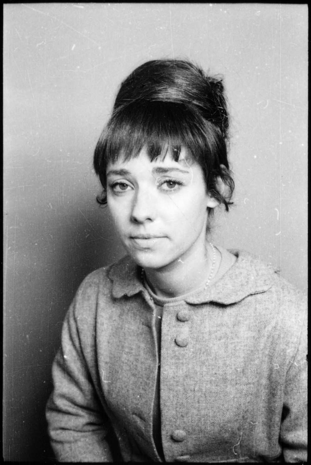 Mrs. I. Zohrab, Russian