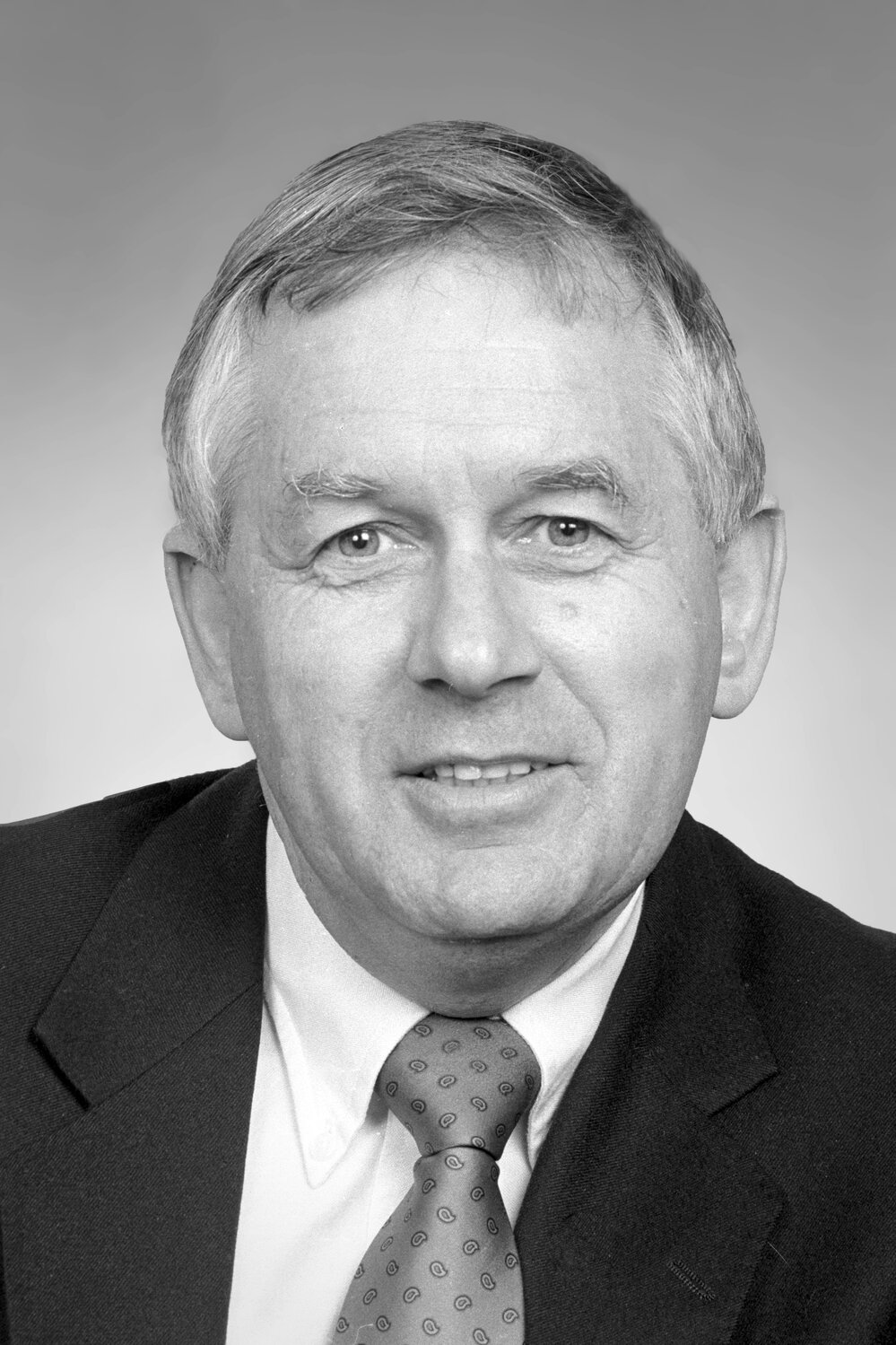 Professor Graeme Fogelberg, CNZM (Dean, 1978-1981)