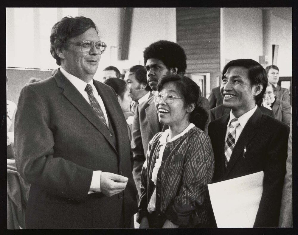 Prime Minister David Lange with students at ELI Graduation