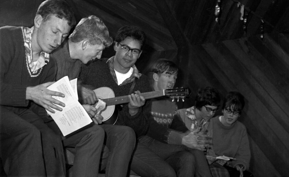Local young people in whare at Pāpāwai marae