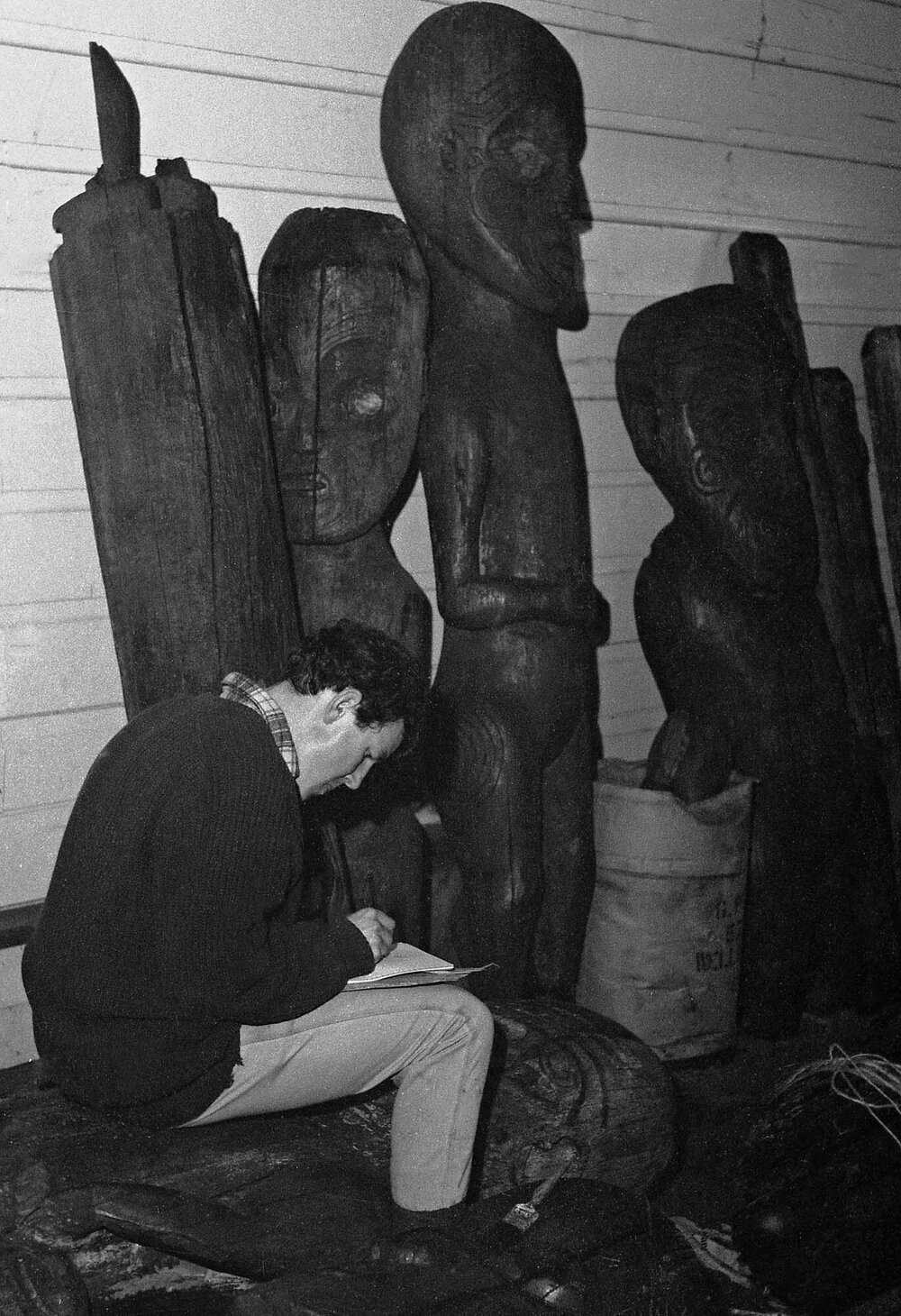 Student record keeping of tekoteko at Pāpāwai marae