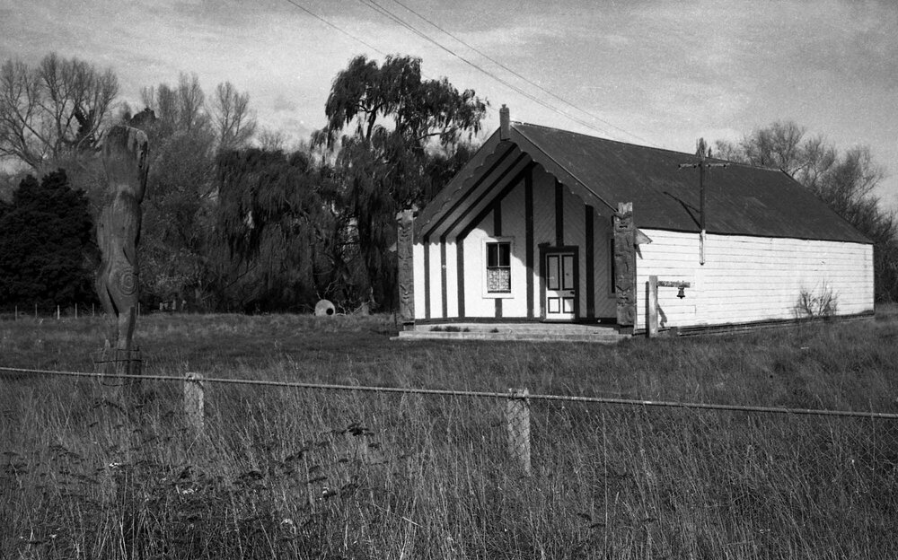 Pāpāwai marae from the road