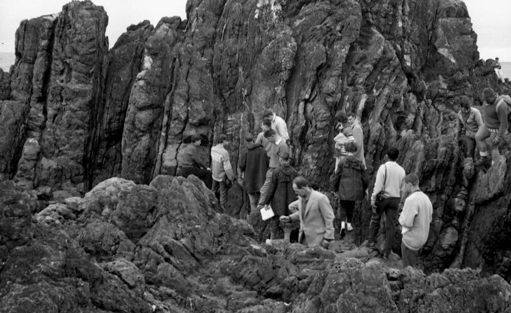 Professor Wellman with Geology students at Red Rocks [1]