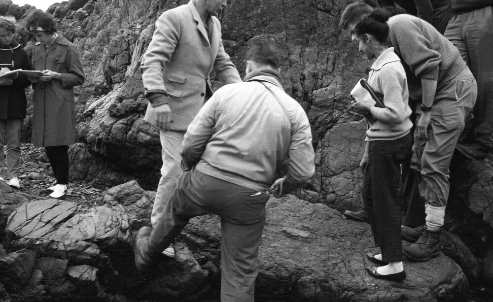 Professor Wellman with Geology students at Red Rocks [2]