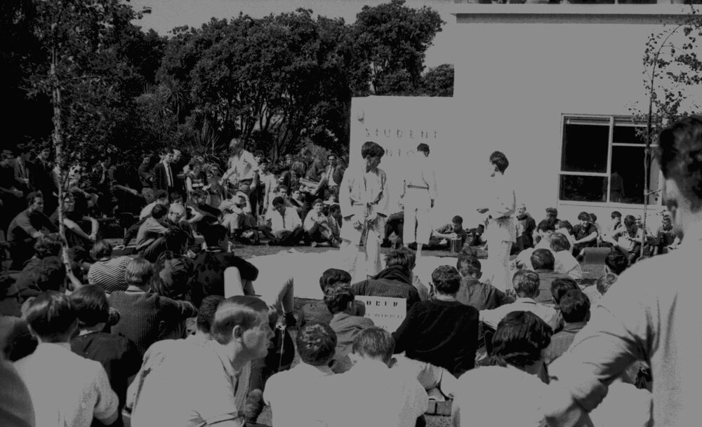 Outdoor judo demonstration at Victoria University 