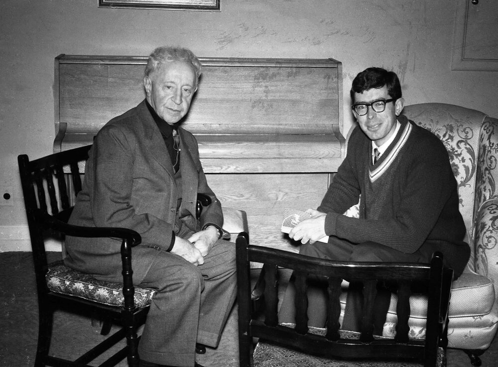 Pianist Arthur Rubinstein and Salient reporter George Quinn