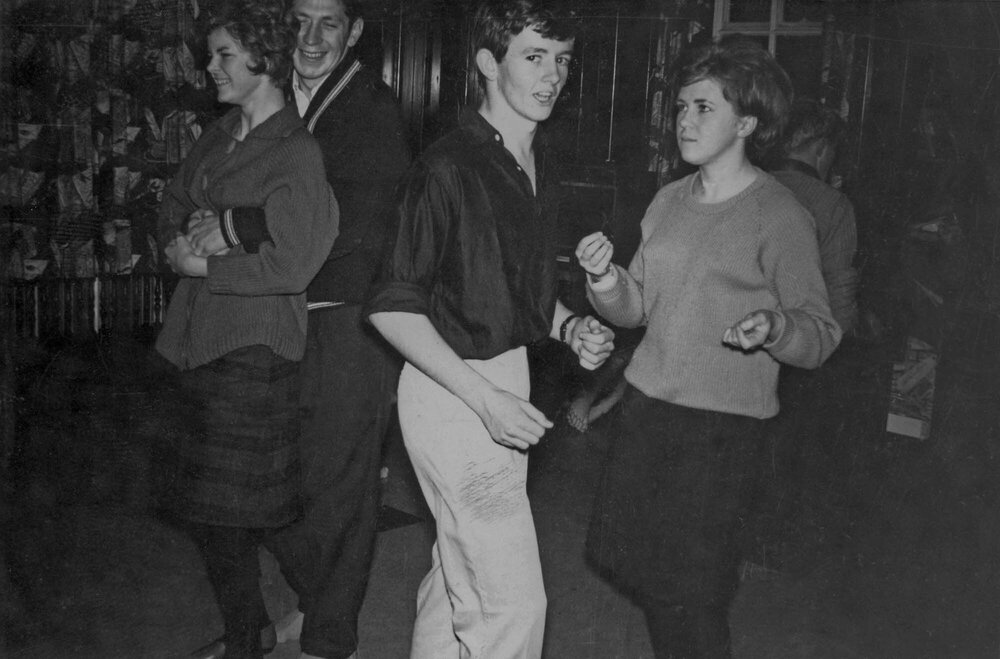 Students dancing in couples at Weir House