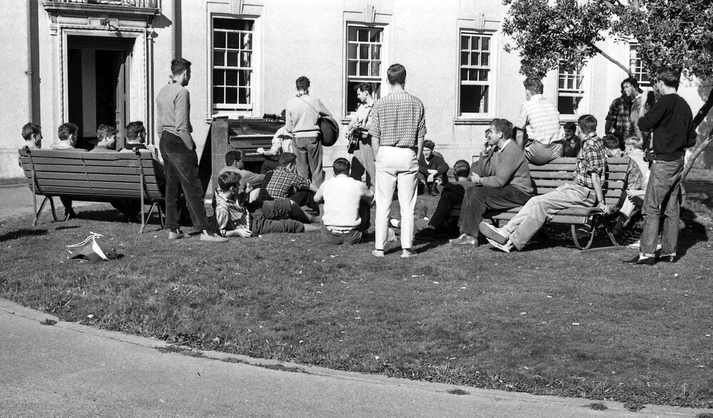 Weir House residents playing music on the lawn 