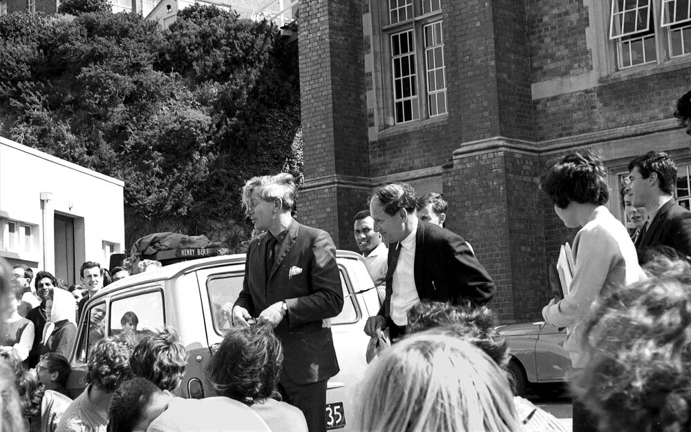 Lecturers Tony Taylor and Colin Aikman at the weekly student forum 