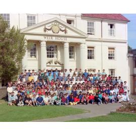 1987 Group portrait of Weir House residents
