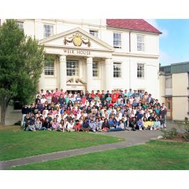1988 Group portrait of Weir House residents