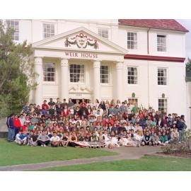 1992 Group portrait of Weir House residents