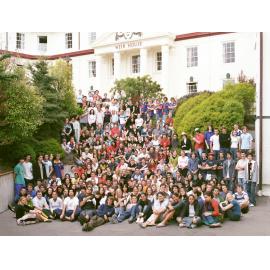 2005 Group portrait of Weir House residents
