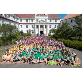 2013 Group portrait of Weir House residents