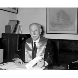 Portraits - Dr Stout