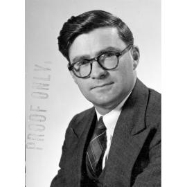 Portraits - Garrick [Biology]