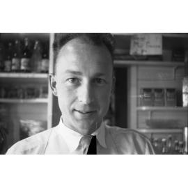 Portraits - Unknown man [possibly from Geography Department]