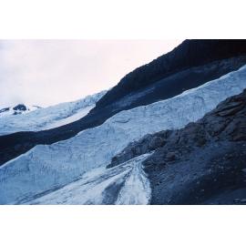 Flow lines in a glacier. NW Taylor Valley