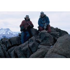 McKelvey and Kohn rest on dolerite peak – Dry Valleys area