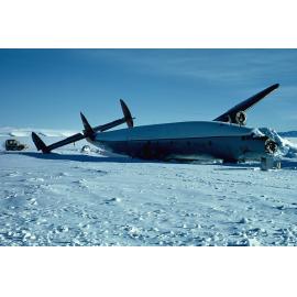 Crashed Super Connie Pegasus – NZ personnel survey the damage