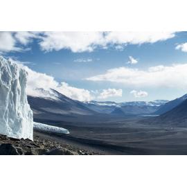 Looking up Wright valley from Meserve glacier