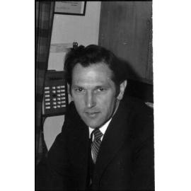 Mr. B. Parkison, Universty Extenstion