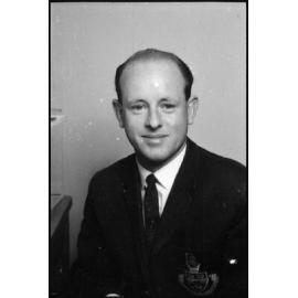 Dr. R. G. Wear, Zoology