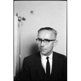 Prof. C. J. Seelye, Applied Maths