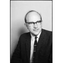 Dr. R. G. L. Shirtcliffe, Physics