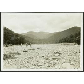 On the Waikato, Mt. Potutu behind