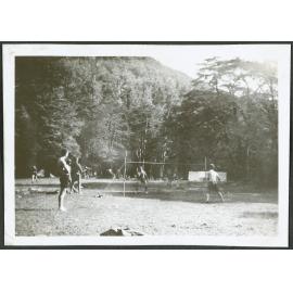 Teniquoits at the Main Camp