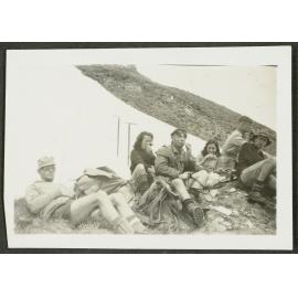 DIVERSE RESTS: Climbing Jumbo