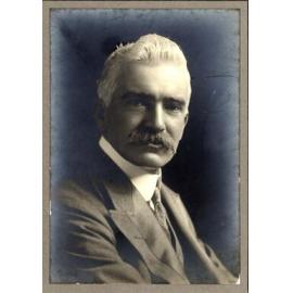 Sir John Findlay (Council chairman 1906)