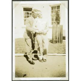 Mae West comes to Weir