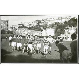 Weir v. Varsity 1957, line-out