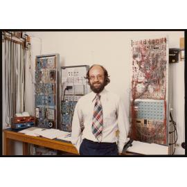 Dr. K. G. White in his lab, Psychology 1982