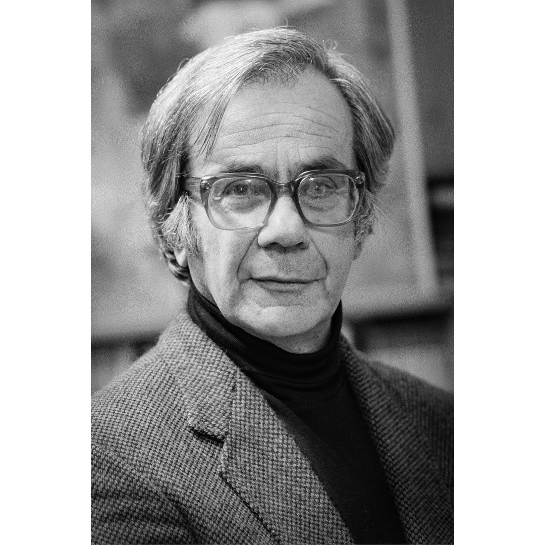 Professor Peter Munz