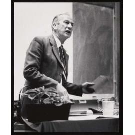 Royal Society President Dr Trevor Hatherton speaking at the RSES opening