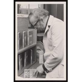 Bruce Mason signing copies of his book 'Solo'