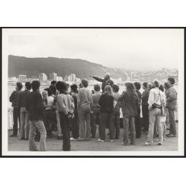 David Reed speaking to student group on Wellington waterfront