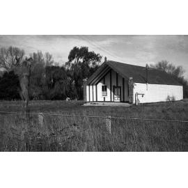 Pāpāwai marae from the road