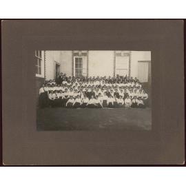 Wellington Teachers Training College Staff and Students 1916