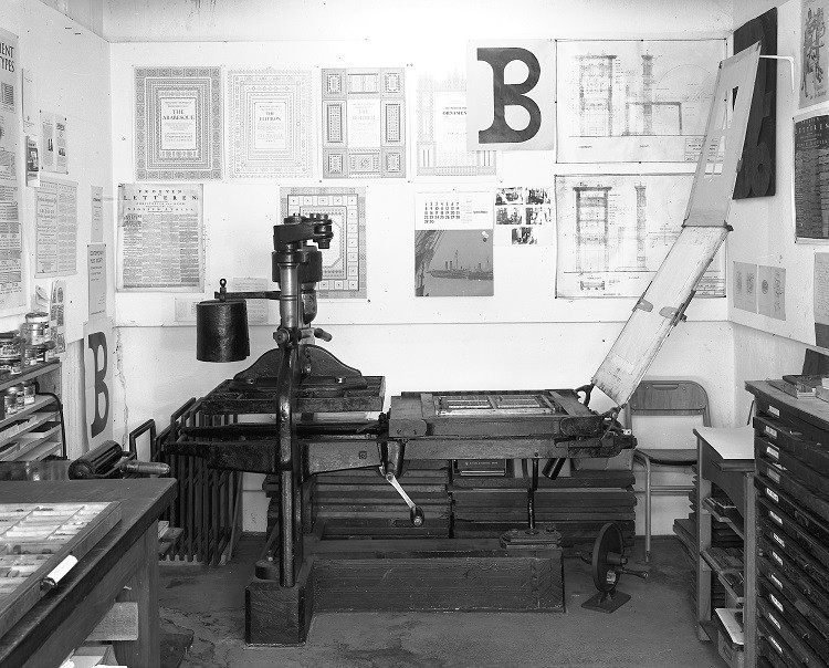 Wai-te-ata Press (Garage no.10), c. 1968-1969, photograph by Merv King.